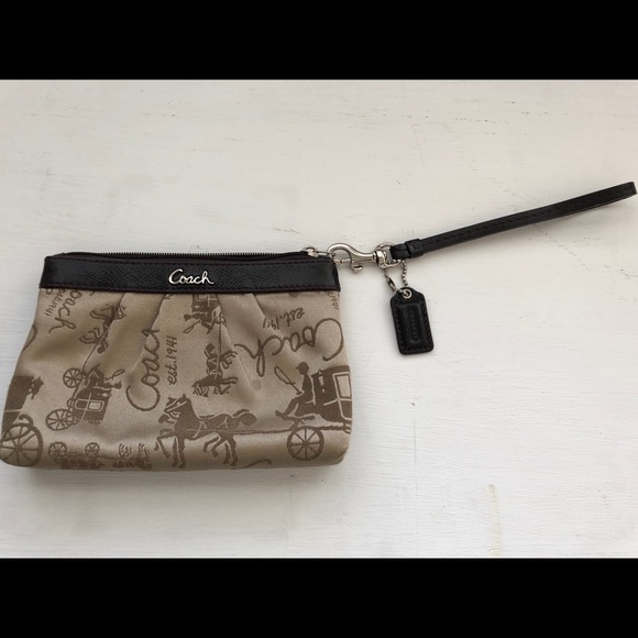 SOLD: Coach wristlet - Picture 2 of 4